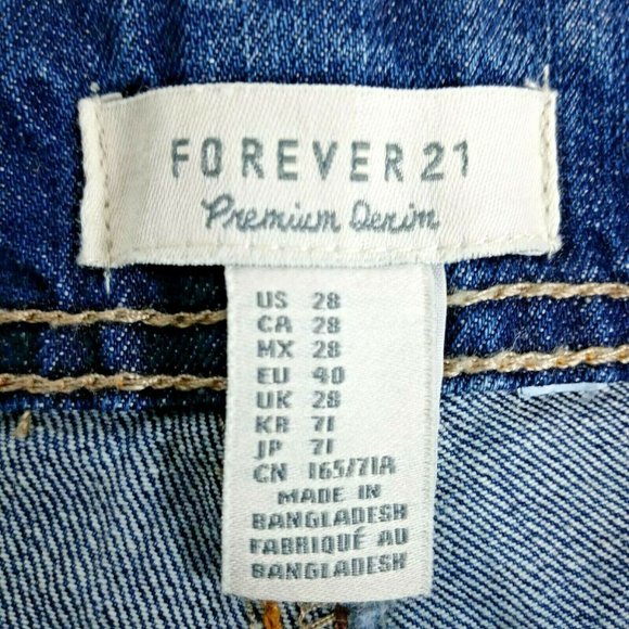 Forever 21 Premium Denim Distressed Jean Shorts 28 Mid Rise - Picture 5 of 5